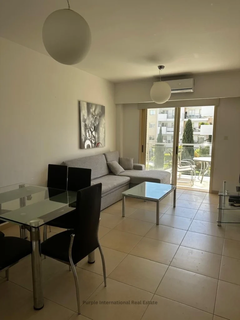 3 Bedroom Apartment for Sale in Paphos – Universal