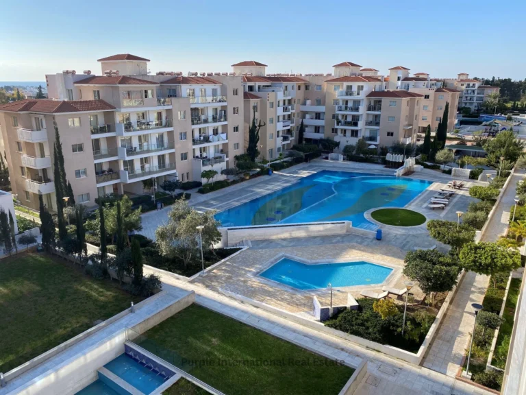 3 Bedroom Apartment for Sale in Paphos – Universal