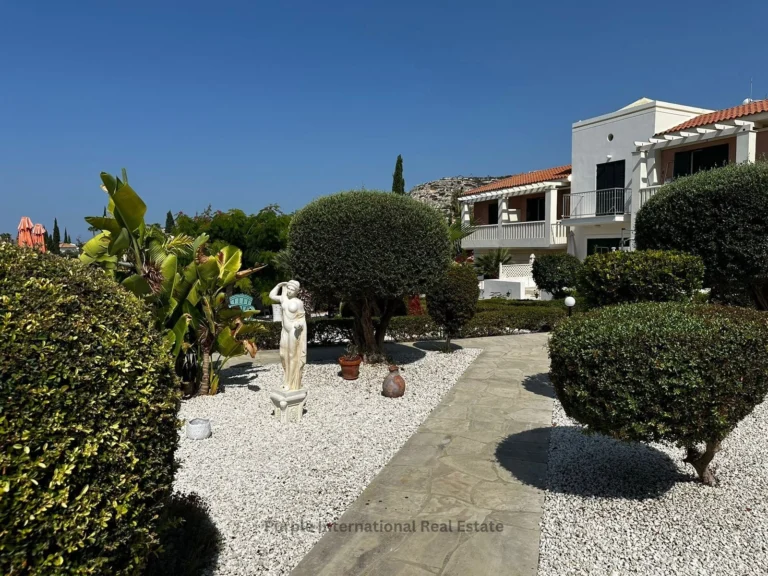 2 Bedroom House for Sale in Peyia, Paphos District