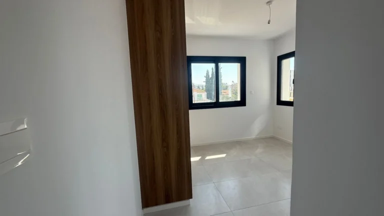 2 Bedroom Apartment for Sale in Paphos – Universal