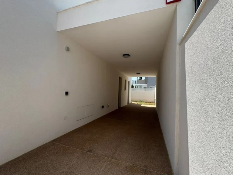 4 Bedroom House for Sale in Limassol – Agios Athanasios