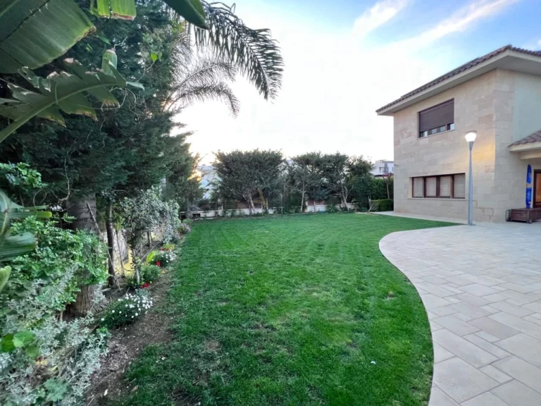 5 Bedroom House for Sale in Engomi, Nicosia District