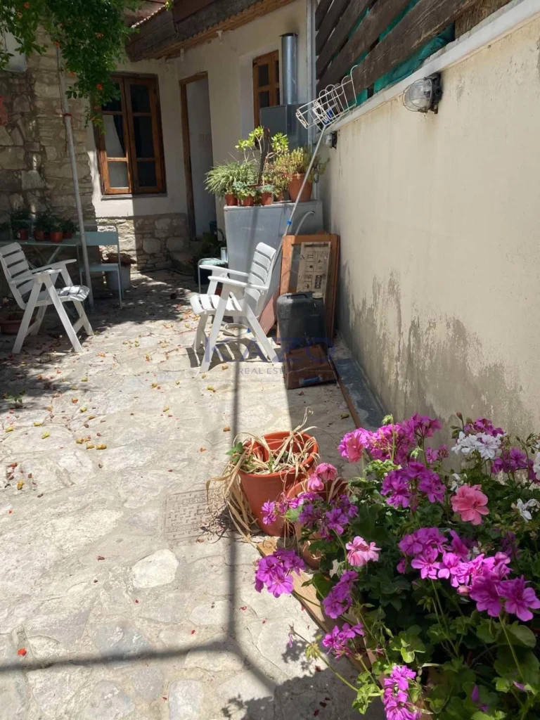 2 Bedroom House for Sale in Laneia, Limassol District
