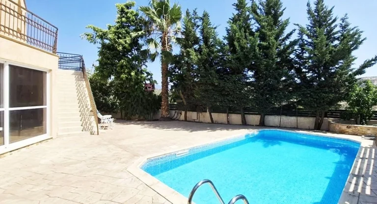 Cheap Houses and Villas for Sale Limassol up to 900000 euro