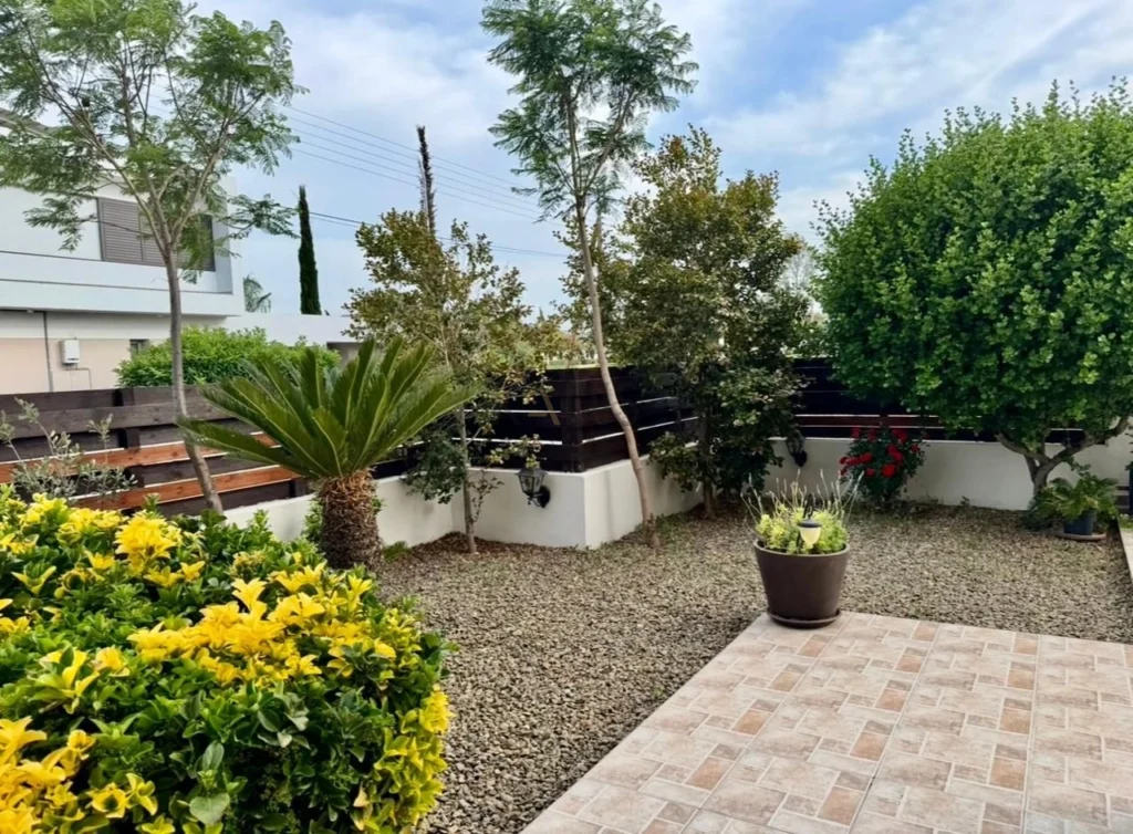 2 Bedroom Apartment for Sale in Engomi, Nicosia District
