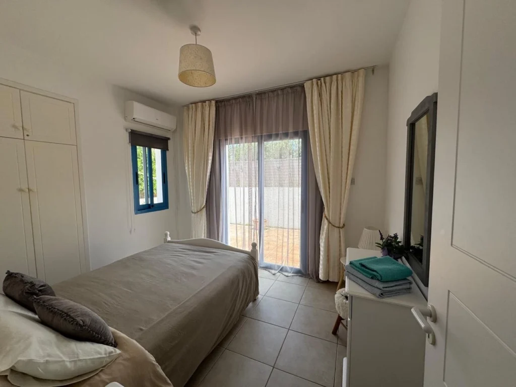 2 Bedroom Apartment for Sale in Kato Paphos