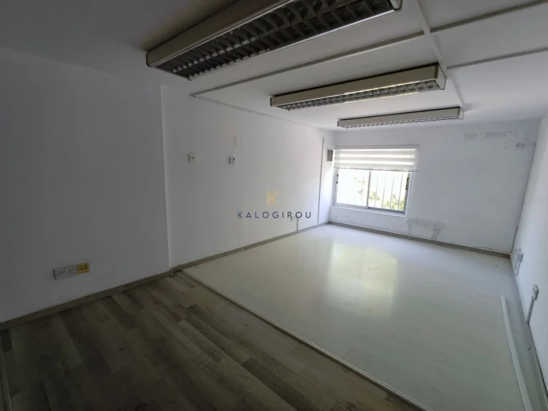233m² Building for Sale in Aradippou, Larnaca District
