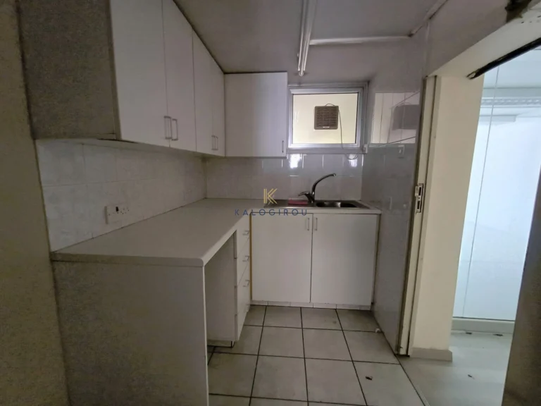 233m² Building for Sale in Aradippou, Larnaca District