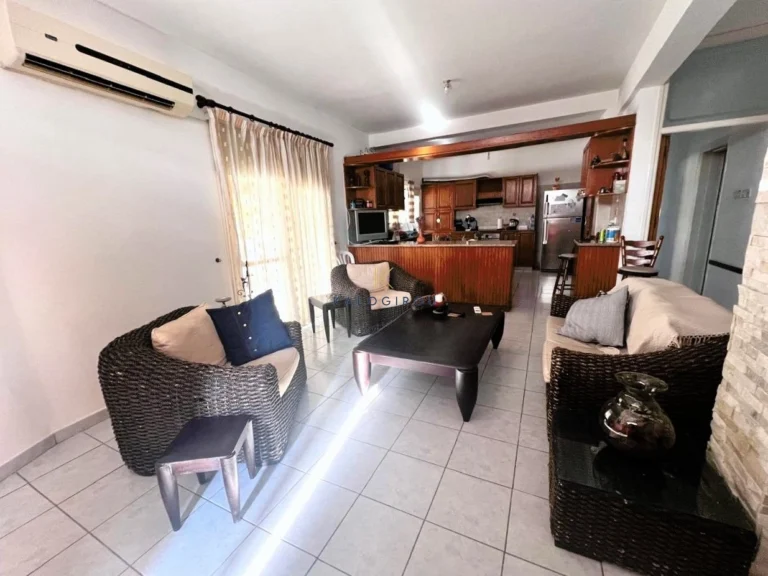 Cheap Houses and Villas for Sale Larnaca