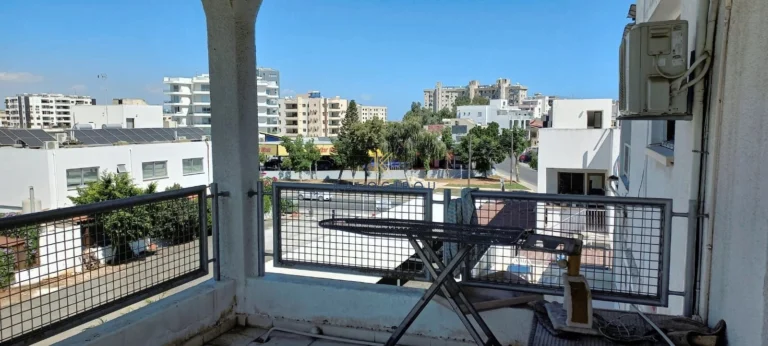 1073m² Building for Sale in Larnaca District