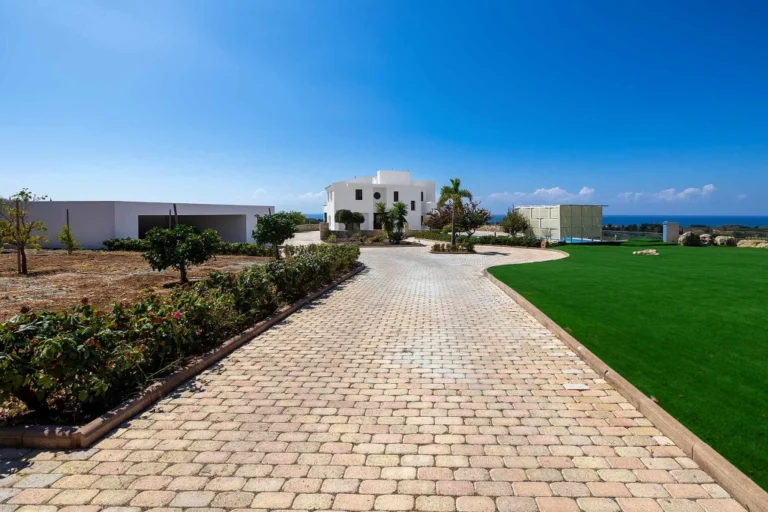 4 Bedroom House for Sale in Kouklia, Paphos District