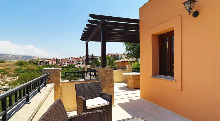 2 Bedroom House for Sale in Aphrodite Hills, Paphos District