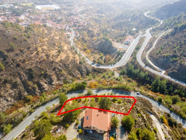 3,058m² Plot for Sale in Pelendri, Limassol District