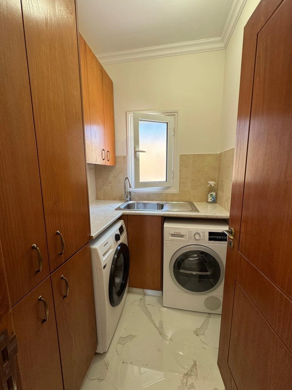 5 Bedroom House for Rent in Monagroulli, Limassol District