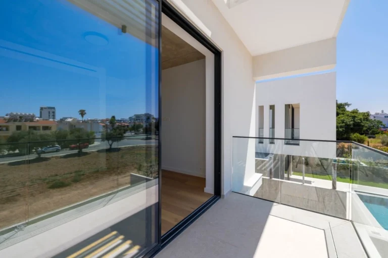 2 Bedroom House for Sale in Paphos – Agios Theodoros