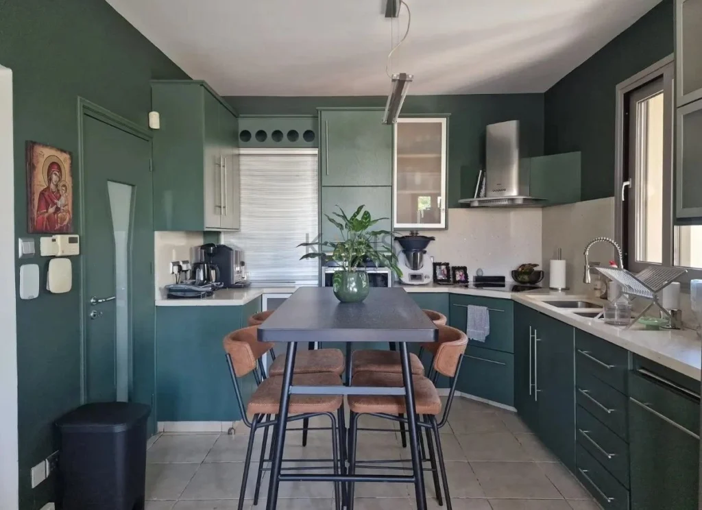 5 Bedroom House for Sale in Latsia, Nicosia District