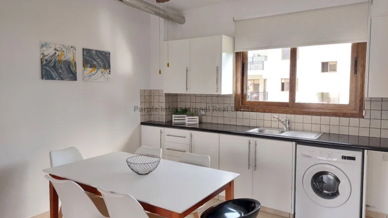 2 Bedroom Apartment for Sale in Paphos – Universal