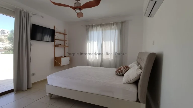 2 Bedroom Apartment for Sale in Paphos – Universal