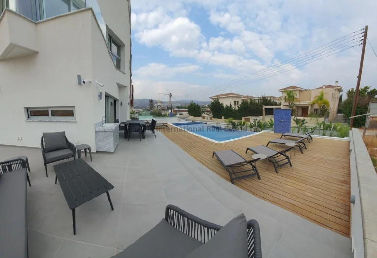 3 Bedroom House for Sale in Kalogiroi, Limassol District