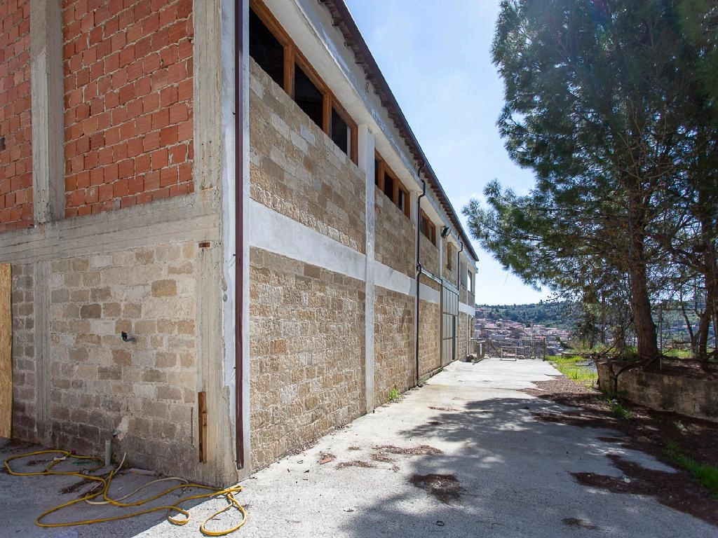 440m² Building for Sale in Arsos, Limassol District