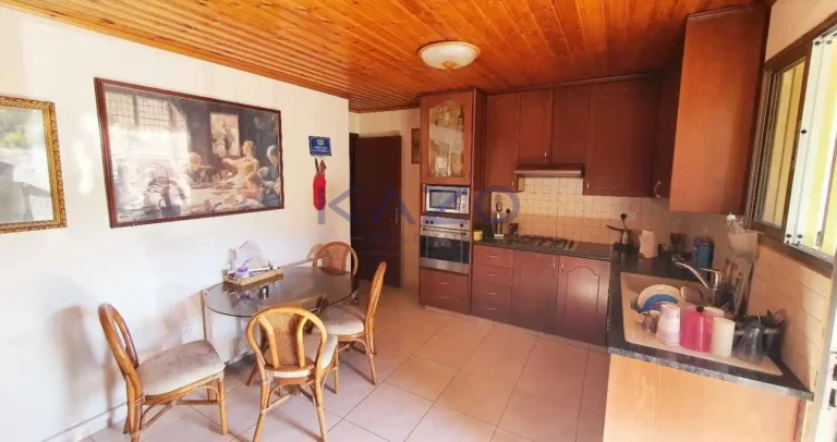 3 Bedroom House for Sale in Dierona, Limassol District