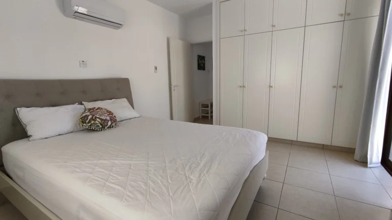 2 Bedroom Apartment for Sale in Paphos – Universal