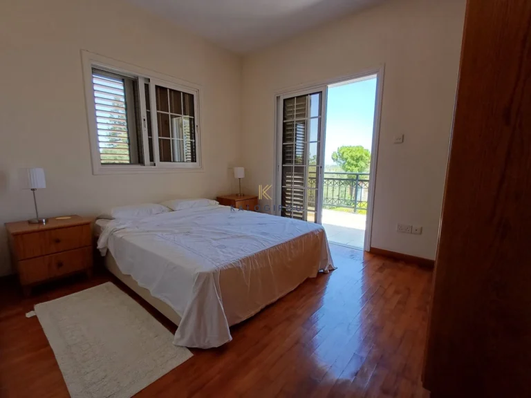 3 Bedroom House for Sale in Pervolia Larnacas