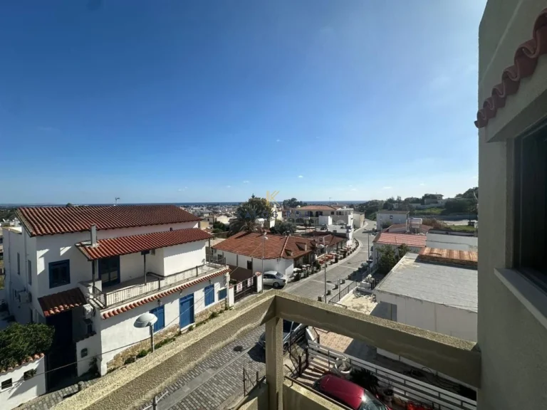 510m² Commercial for Sale in Oroklini, Larnaca District