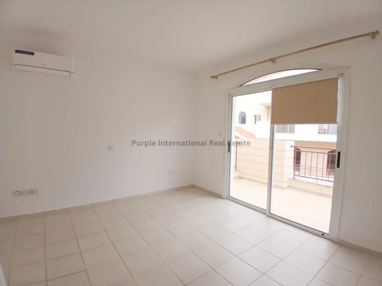 3 Bedroom Apartment for Sale in Paphos – Universal