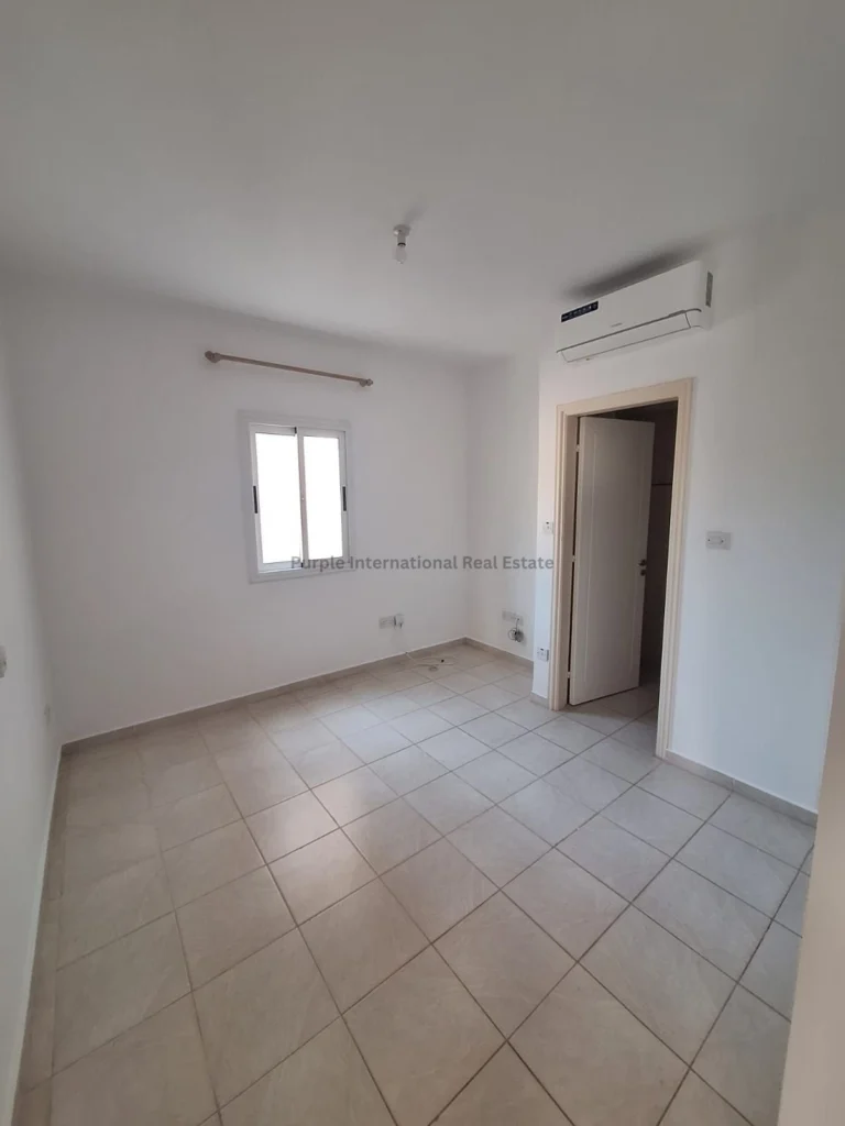 3 Bedroom Apartment for Sale in Paphos – Universal