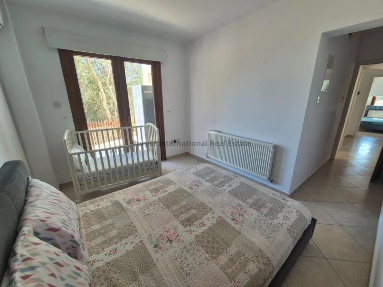 4 Bedroom House for Rent in Tsada, Paphos District