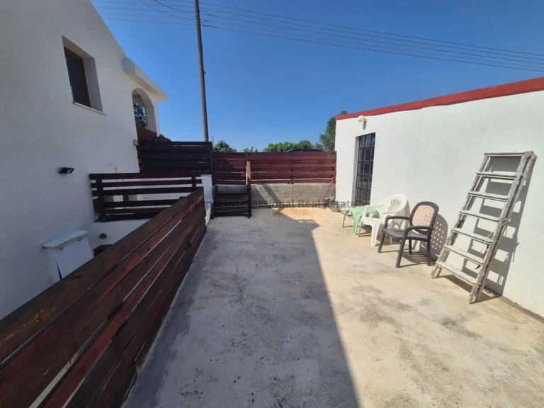 4 Bedroom House for Rent in Tsada, Paphos District