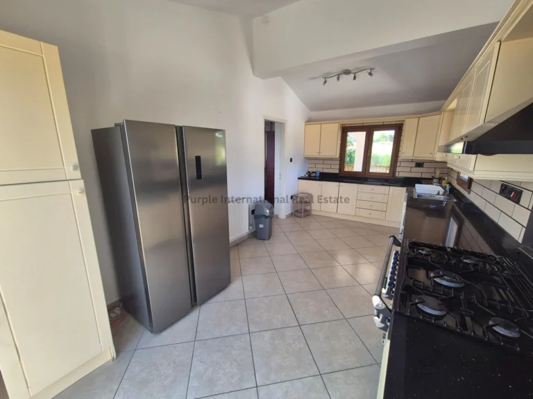 4 Bedroom House for Rent in Tsada, Paphos District