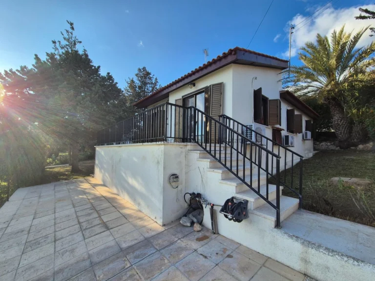2 Bedroom House for Sale in Akoursos, Paphos District