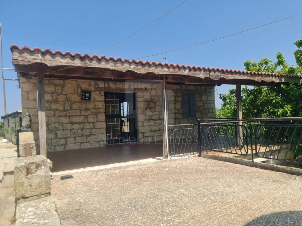 6+ Bedroom House for Sale in Paphos