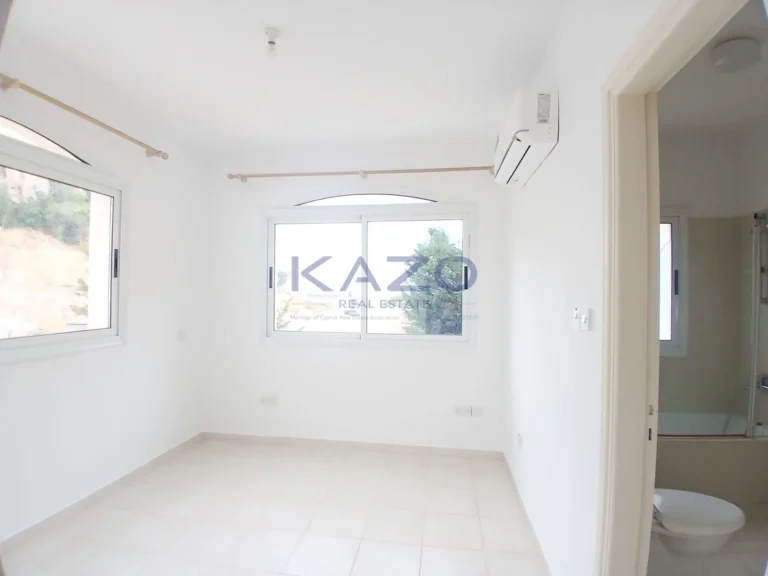3 Bedroom Apartment for Sale in Kato Paphos