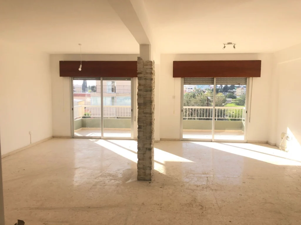 652m² Building for Sale in Limassol District