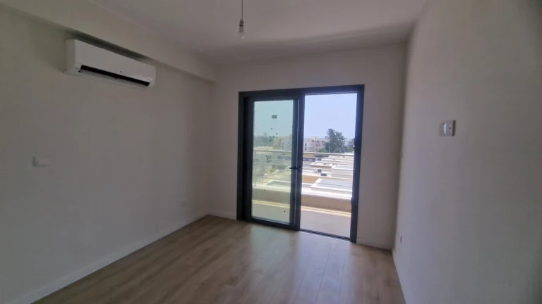 3 Bedroom Apartment for Sale in Paphos – Universal