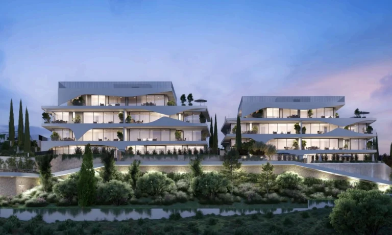 4 Bedroom Apartment for Sale in Agios Tychonas, Limassol District