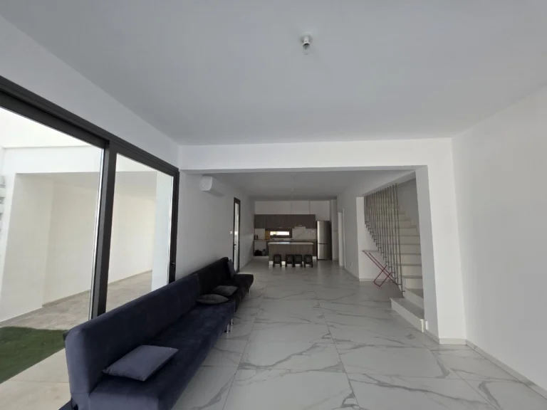 4 Bedroom House for Sale in Livadia Larnakas, Larnaca District