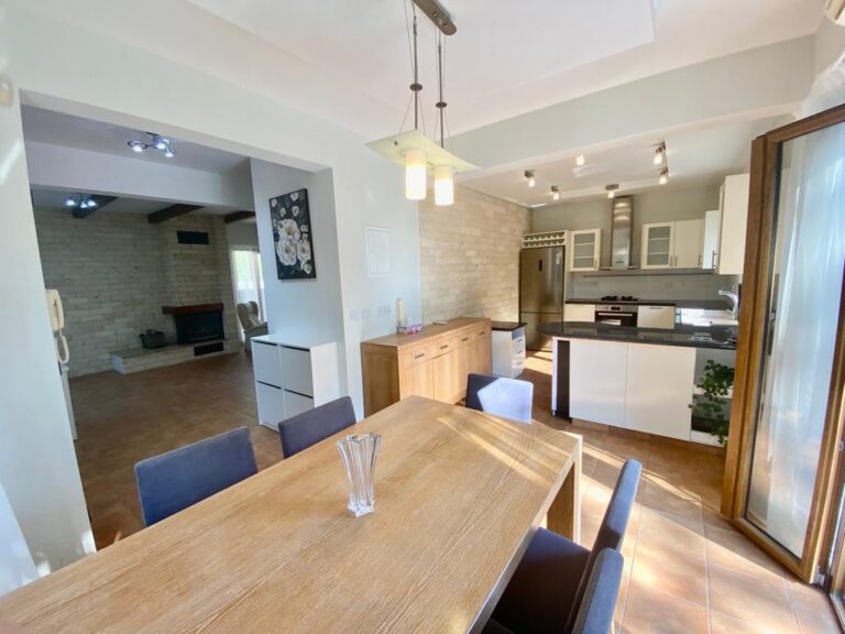3 Bedroom House for Rent in Potamos Germasogeias, Limassol District