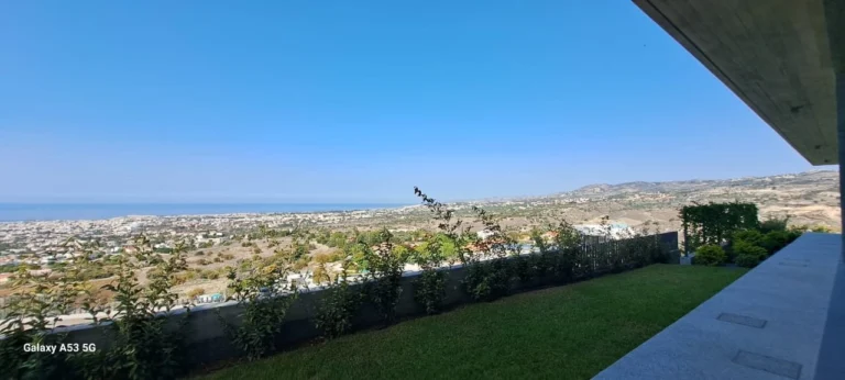 6+ Bedroom House for Sale in Armou, Paphos District