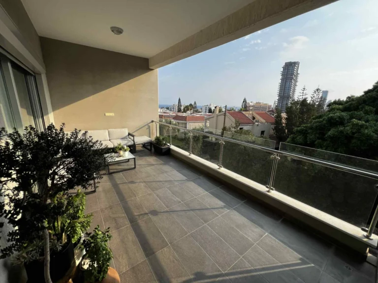 2 Bedroom Apartment for Sale in Agios Tychonas, Limassol District