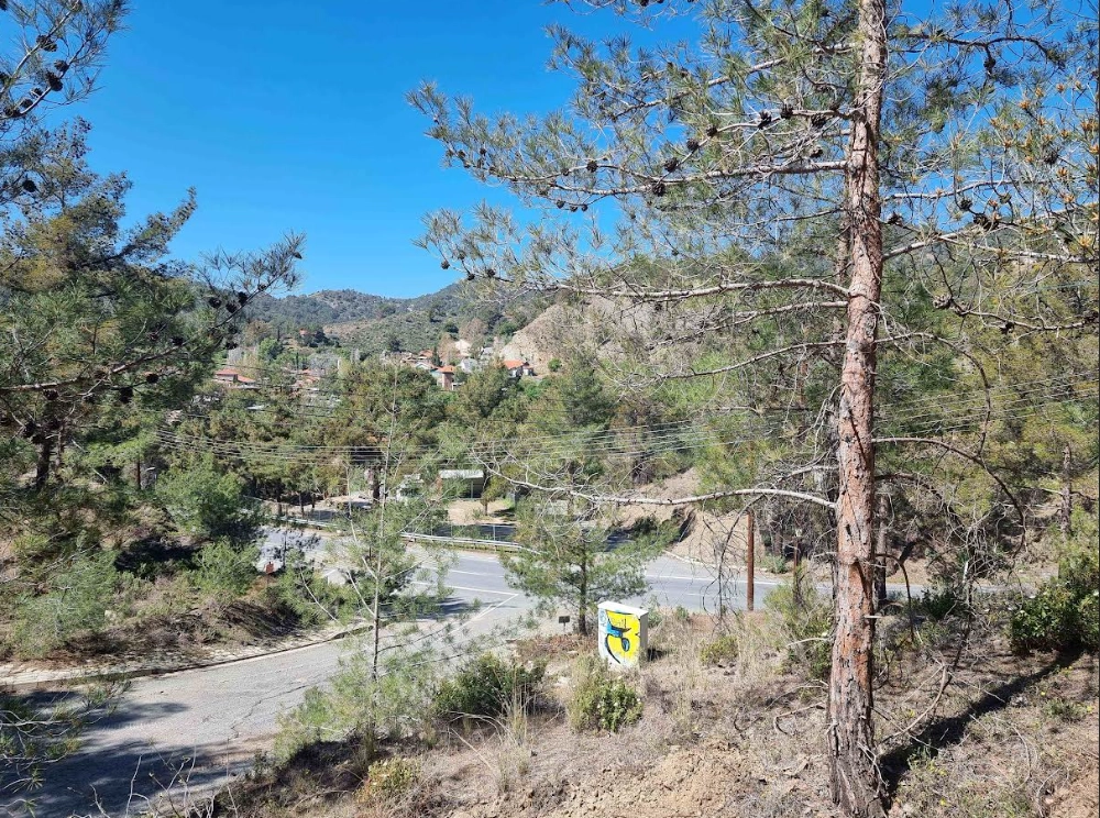 21,690m² Plot for Sale in Moniatis, Limassol District