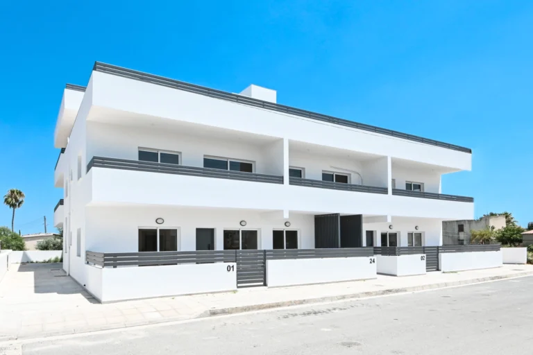 3 Bedroom Apartment for Sale in Livadia Larnakas, Larnaca District