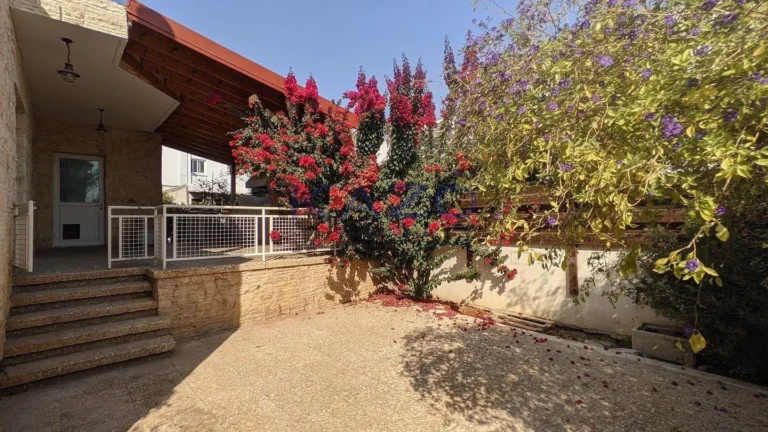 3 Bedroom House for Sale in Strovolos, Nicosia District