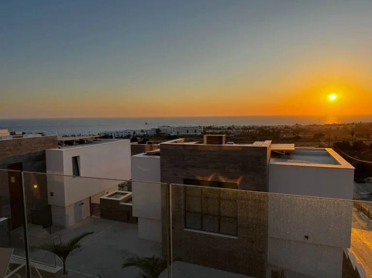 3 Bedroom House for Sale in Chlorakas, Paphos District