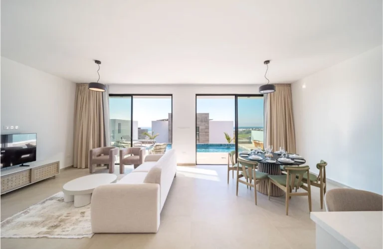 3 Bedroom House for Sale in Chlorakas, Paphos District