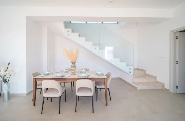 3 Bedroom House for Sale in Chlorakas, Paphos District