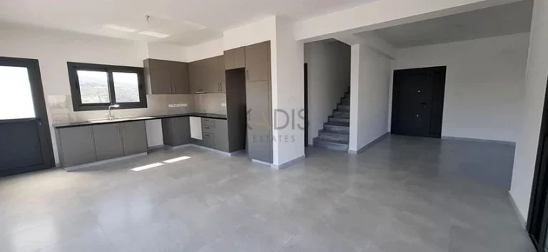 4 Bedroom House for Sale in Akrounta, Limassol District